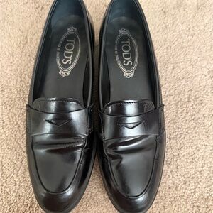 SOLD
TOD'S Black Patent Leather Penny Loafers
